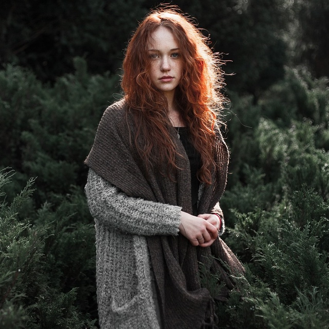 woman-1867093_1280